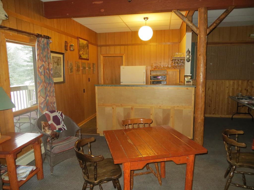 Brule Mines Black Cat Guest Ranch מראה חיצוני תמונה